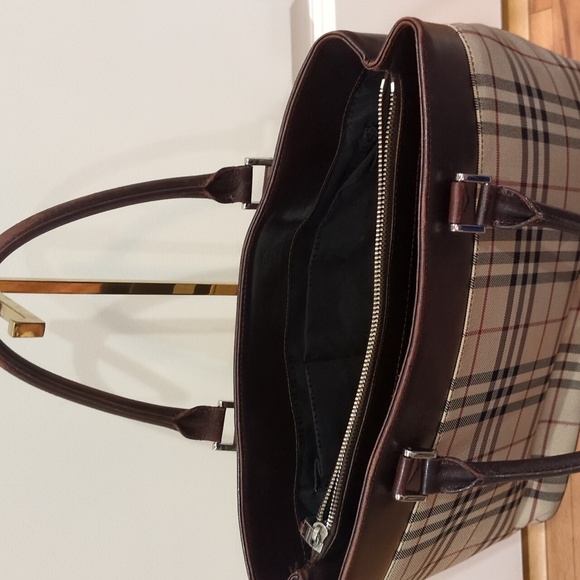 Burberry Nova Check Handbag - Picture 7 of 14